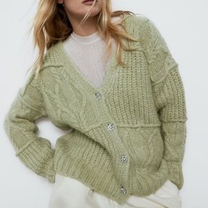 💚 ZARA Chunky Patchwork Knit Cardigan